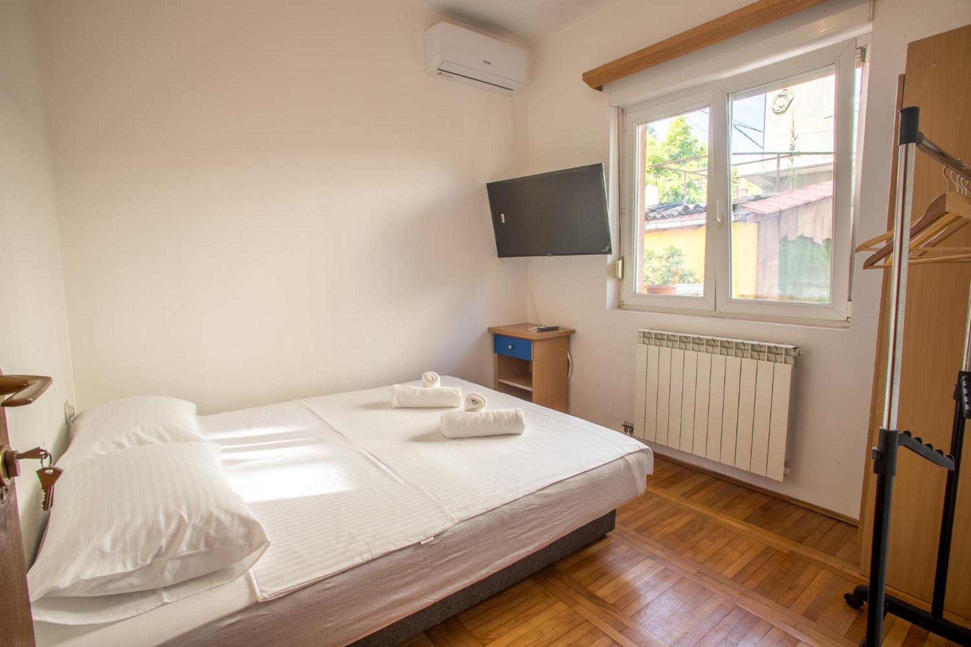 Late Story Apartment พอดโกริกา ภายนอก รูปภาพ