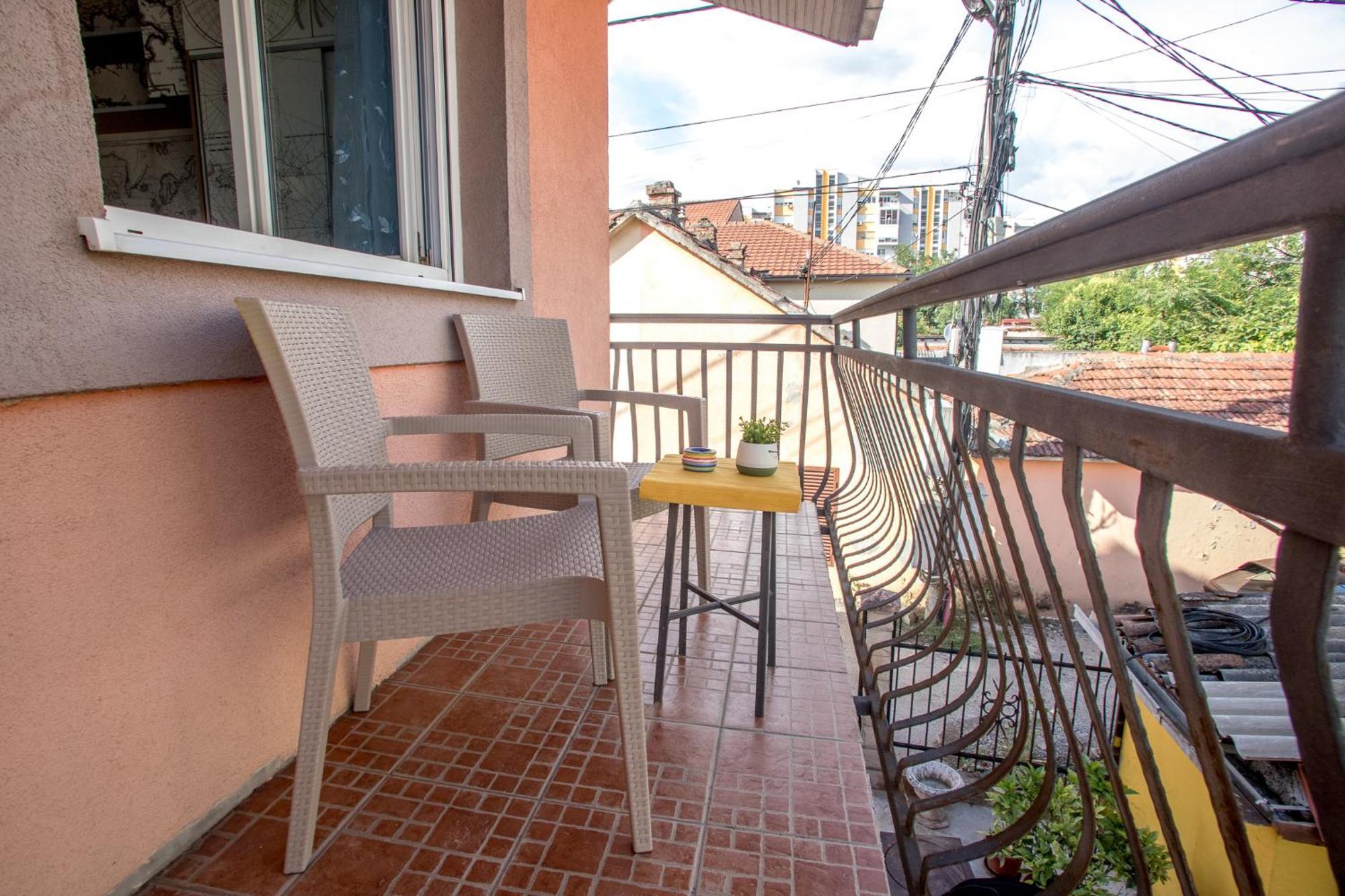 Late Story Apartment พอดโกริกา ภายนอก รูปภาพ